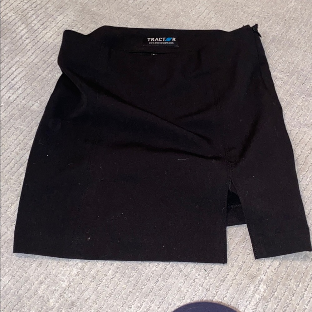 Tractor skirt